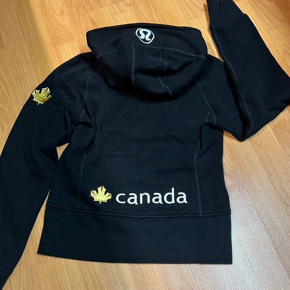 lululemon athletica Tops - EUC - * Special Edition -RARE*Lululemon Scuba Hoodie  (Size 6) * Embroidered CAN